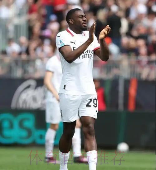 皇马准备和曼联竞争波帅 本人或赛季末离开巴黎