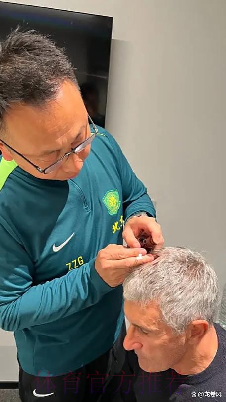 记者:安帅首选是留在皇马 但双方还没开始谈续约